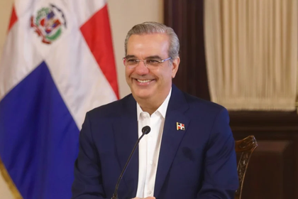 Abinader vuelve a La Semanal este miércoles en el Palacio Nacional