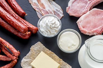 Lácteos, carnes y grasas: qué considerar al elegir alimentos con grasas saturadas
