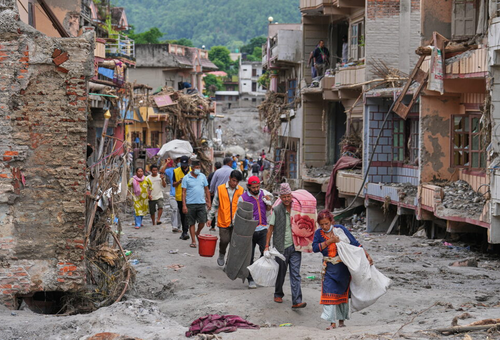 Japón ayuda a Nepal en la identificación de más de 1.200 víctimas de las inundaciones