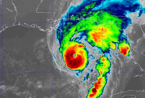 Huracán Isaías alcanza categoría 3 y amenaza la costa de Estados Unidos