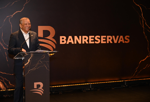 LEONARDO AGUILERA ANUNCIA UTILIDADES HISTÓRICAS DE BANRESERVAS PARA ESTE AÑO