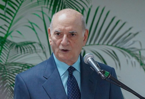 DAN 30 DÍAS A BANQUEROS PARA QUE DECLAREN Y ORDENAN CIERRE DE BANCAS IRREGULARES