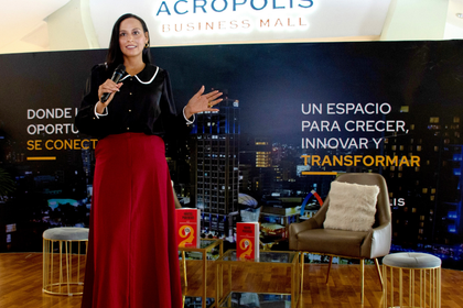 Yajaira Antonio expone conferencia “Rompe la procrastinación” en Acrópolis Center