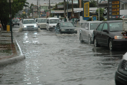 COE mantiene tres provincias en alerta verde por posibles aguaceros