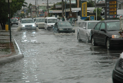 COE mantiene tres provincias en alerta verde por posibles aguaceros