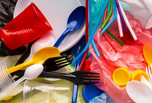 ESTOS SON LOS PLAZOS ESTABLECIDOS PARA RETIRAR DEL MERCADO LOS PRODUCTOS PLÁSTICOS DE UN SOLO USO