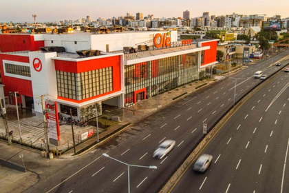 Hipermercados Olé explica pago de bonificación anual tras reclamos de sus empleados