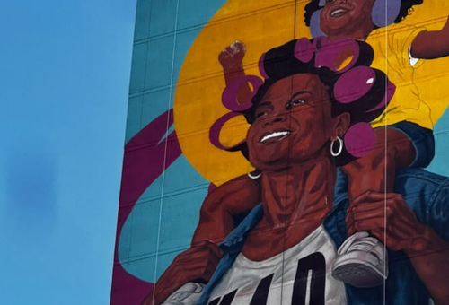 DE LOS ALCARRIZOS A NY: DOMINICANO PINTA MURAL EN EL BRONX CONSIDERADO EL MÁS ALTO DE EE. UU.