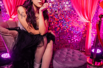 Lulu Tellado lanza su álbum debut “Heartbreak Party”